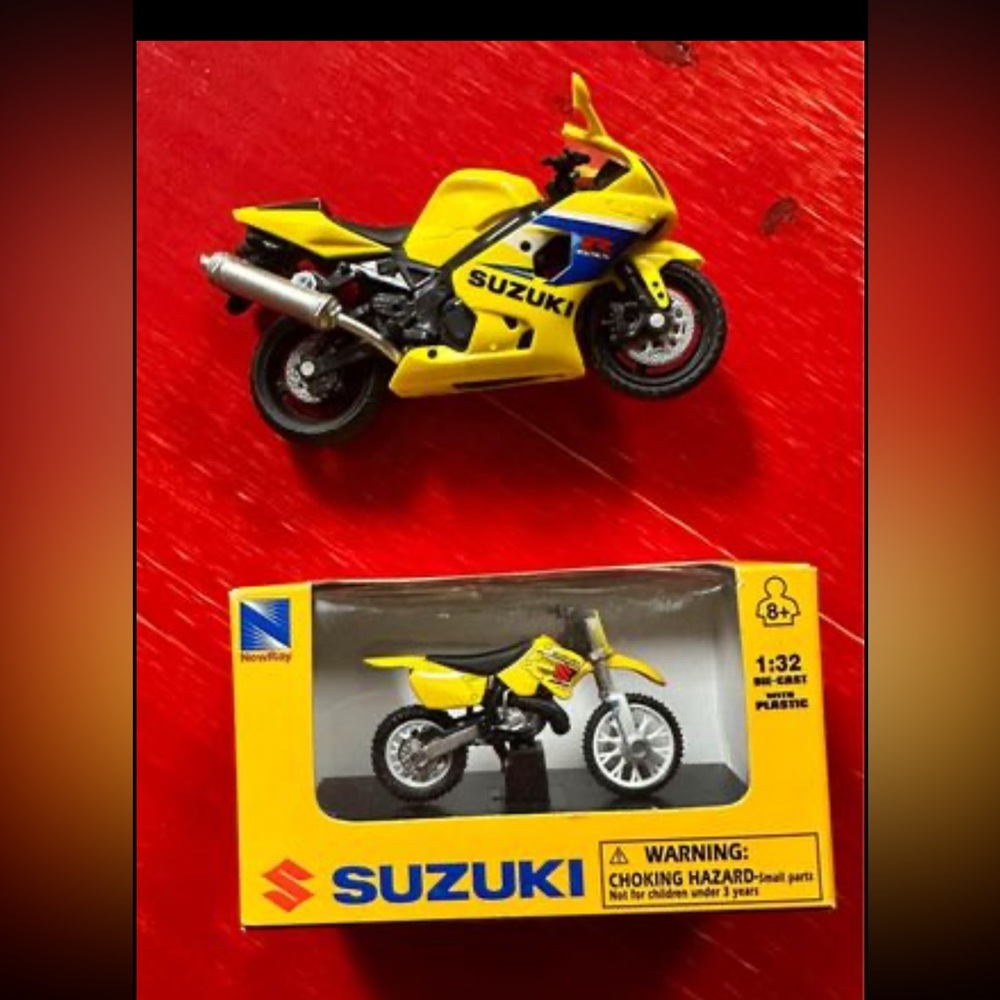 Suzuki Dirt Bike and Motorcycle toys